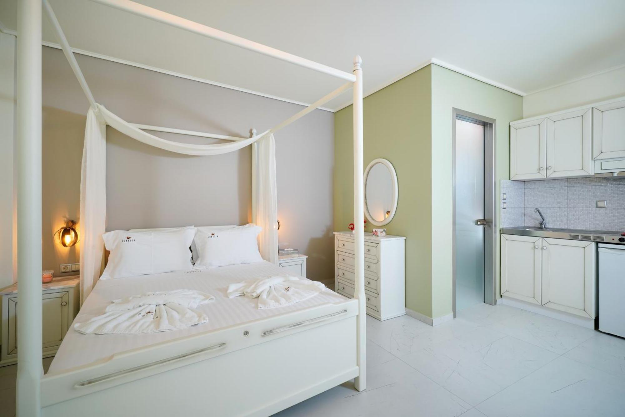 Lobelia Luxury Suites Khrysi Ammoudia Eksteriør bilde
