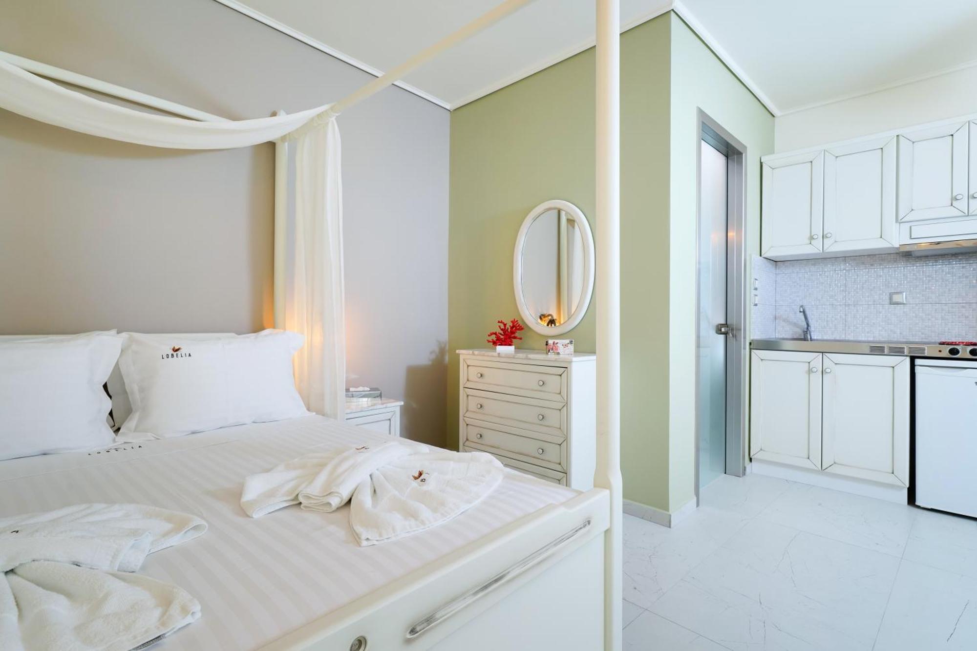 Lobelia Luxury Suites Khrysi Ammoudia Eksteriør bilde