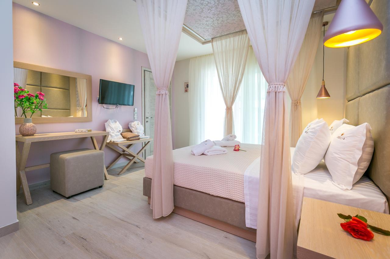 Lobelia Luxury Suites Khrysi Ammoudia Eksteriør bilde
